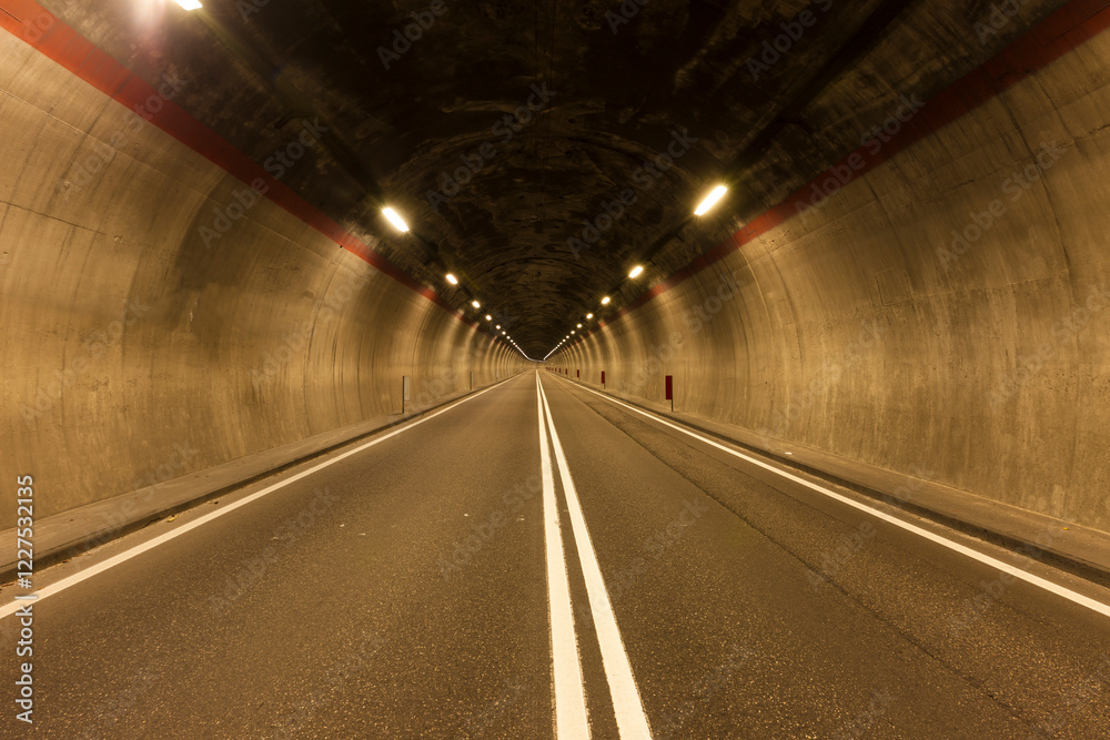 Tunnel