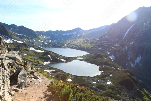 Fototapeta Naklejka Na Ścianę i Meble -  mountain lake