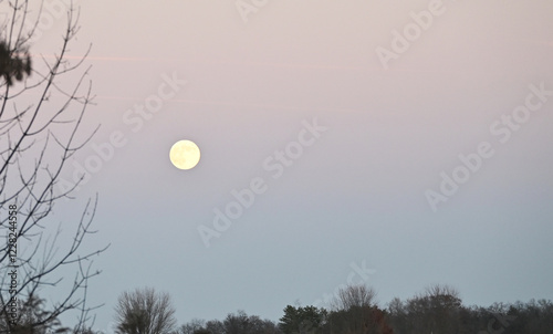 Full Moon over the Horizon