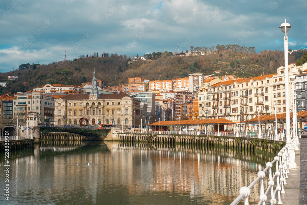 Scenic Bilbao Riverside with Historic and Modern Architecture Scenic Bilbao Riverside with Historic and Modern Architecture