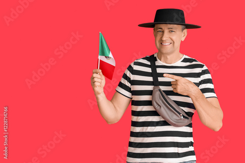 Mature man pointing at Mexi...
