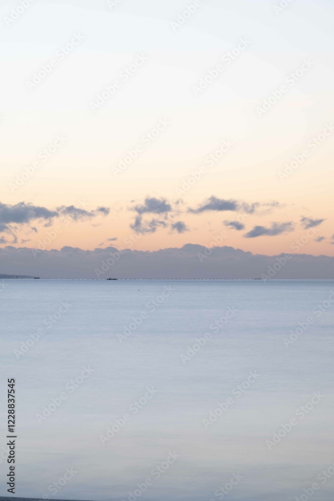 Fototapeta premium 優しい朝の野蒜海岸