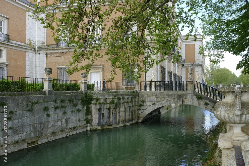 Naklejka premium Palacio Real de Aranjuez, Royal Palace of Aranjuez, water garden, Aranjuez, Comunidad de Madrid, Spain, Europe