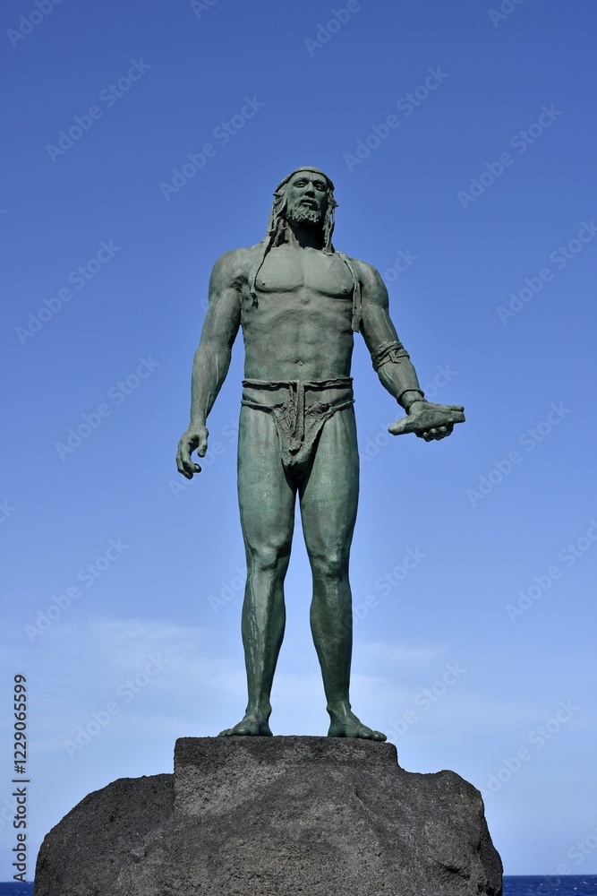 Fototapeta premium Mencey Statue on the Candelaria Promenade, Statue of Guanchen King Romen, Tenerife, Canary Islands, Spain, Europe