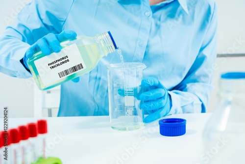 Phosphorus Trichloride photo