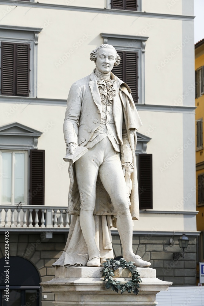 Statue of the Italian composer Carlo Goldoni, Piazza Carlo Goldoni, Old Town, Florence, Tuscany, Italy, Europe Statue of the Italian composer Carlo Goldoni, Piazza Carlo Goldoni, Old Town, Florence, Tuscany, Italy, Europe