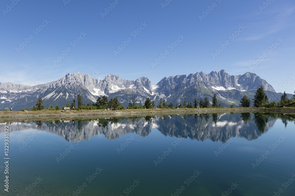 Mountain lake at Astberg, Astbergsee, water reflection, Going, Wilder Kaiser, Kaisergebirge, Kitzbüheler Alps, Tyrol, Austria, Europe