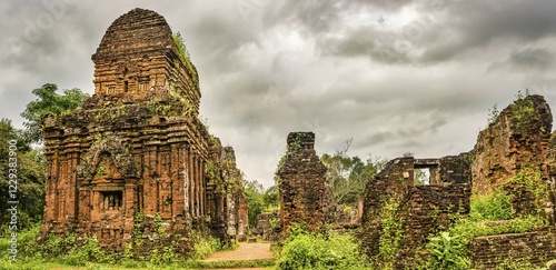 Mỹ Sơn, My Son, Temple, mossy dilapidated ruins, Temple City, UNESCO World Heritage Site, Central Vietnam, Quang Nam, Vietnam, Asia