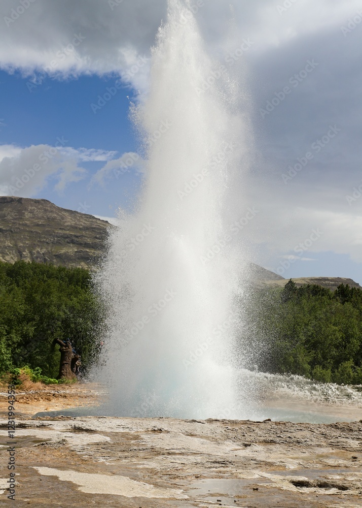 Geysers. alternative energy resource. geothermal Geysers. alternative energy resource. geothermal