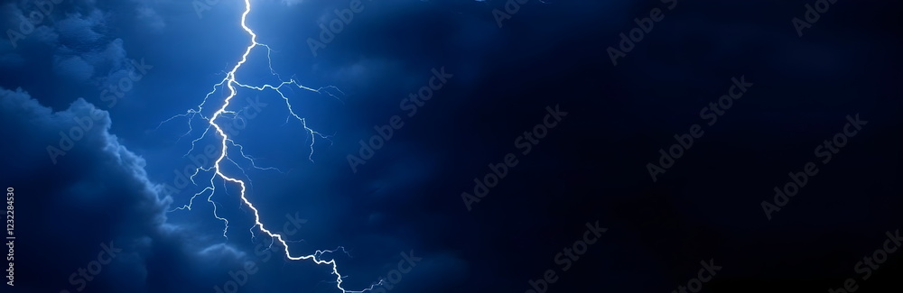 Lightning in the night sky Lightning in the night sky