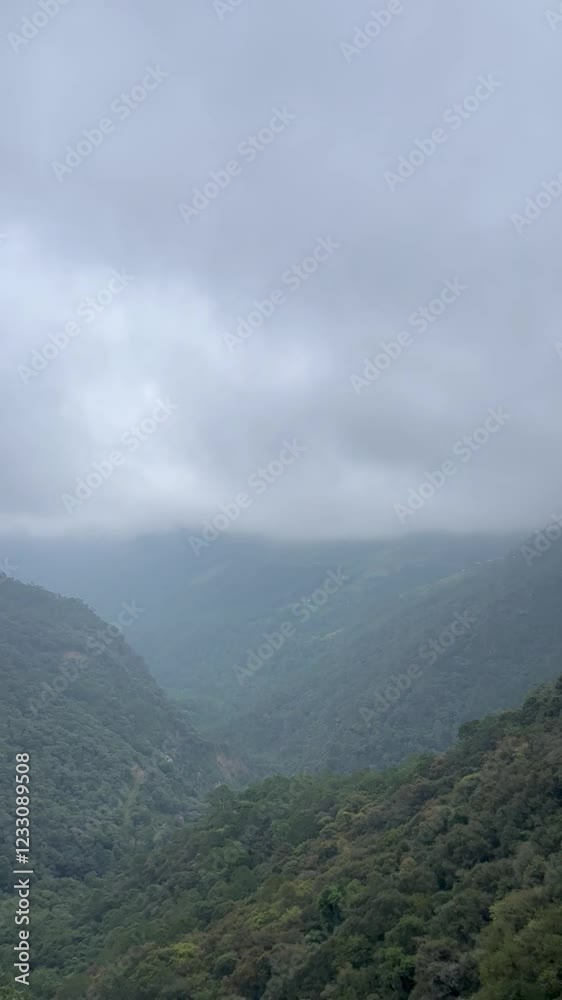 Cascada de Quetzalapan, Zacatlán, Puebla, México Cascada de Quetzalapan, Zacatlán, Puebla, México