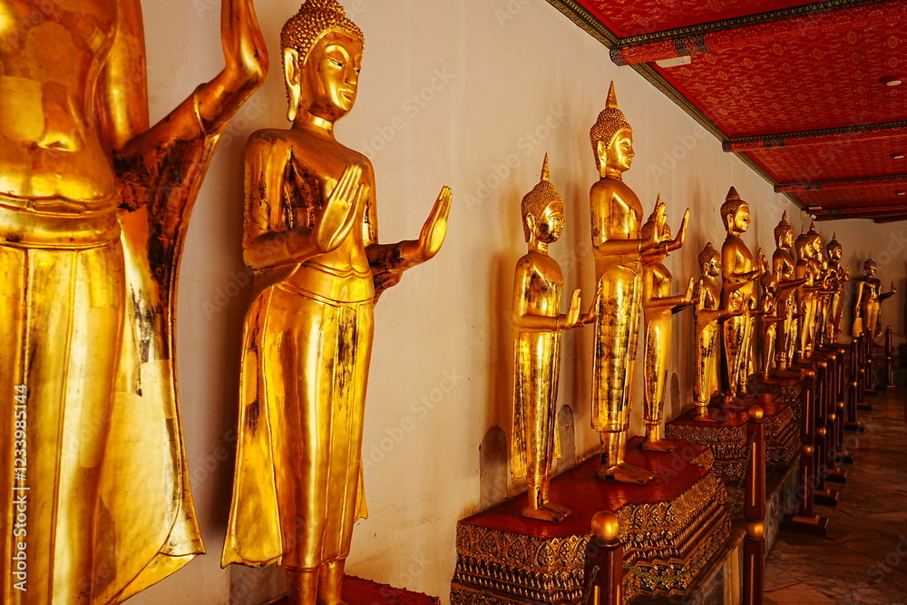 Wat Pho in Bangkok, Thailand - タイ バンコク ワットポー