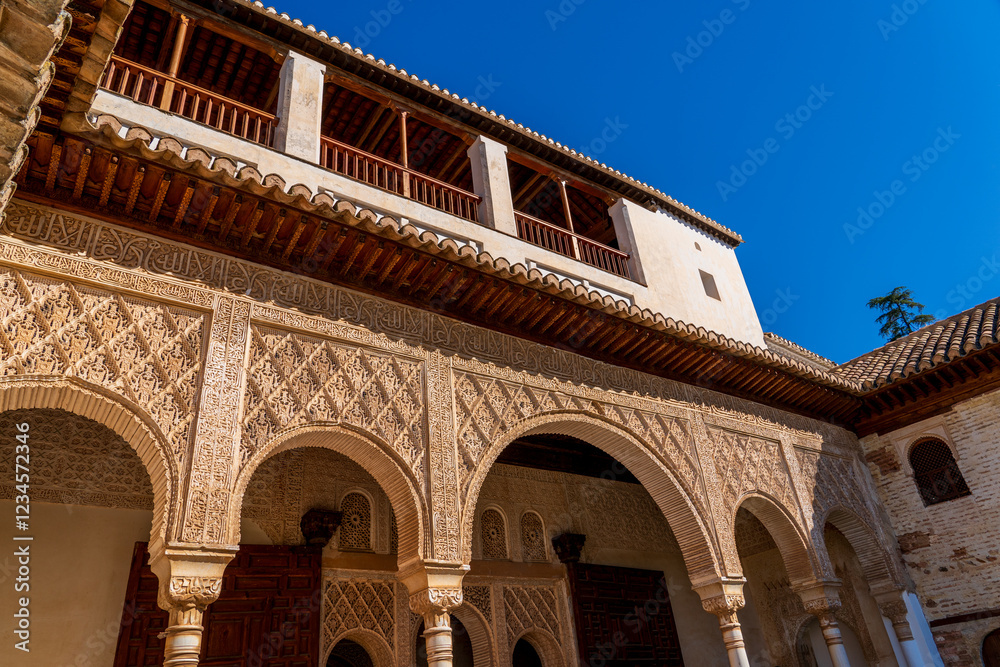 Obraz premium Exquisitely Carved Moorish Arches in Granada’s Alhambra Generalife Summer Retreat Palace