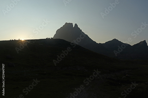 Aube sur les Pyrénées