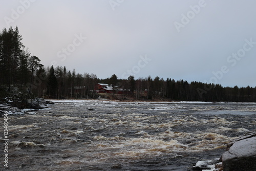 Fluss im Winter
