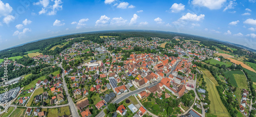 Sommerlicher Ausblick auf die Stadt Heideck im Fränkischen Seenland photo