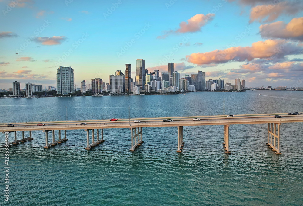 Naklejka premium Aerial view of the Miami skyline at sunset from Biscayne Bay. Miami, Florida, USA.