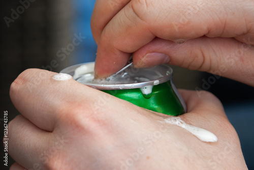 Dosenbier öffnen