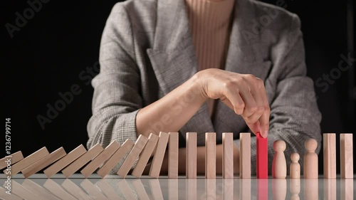Crisis management and decision making for business growth risk management strategies in a slow motion environment with leadership insights on preventing domino effects
