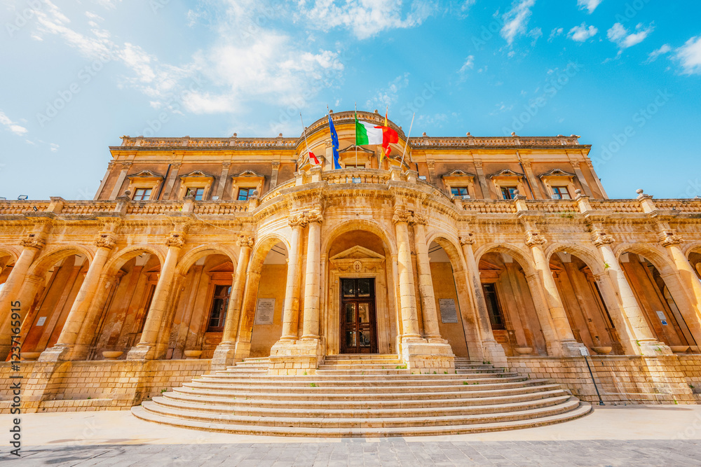 Obraz premium view in Noto, with the Basilica Minore di San Nicolo and Palazzo Ducezio, Sicily, Italy. Palazzo Ducezio .