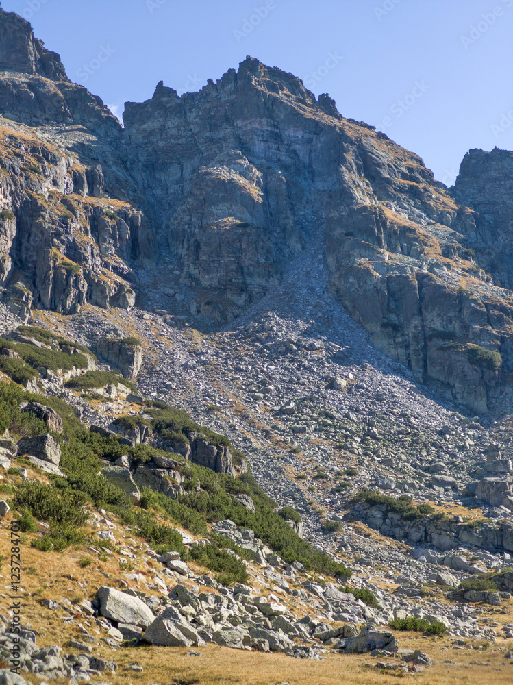 Obraz premium Landscape of Rila Mountain near Malyovitsa peak, Bulgaria