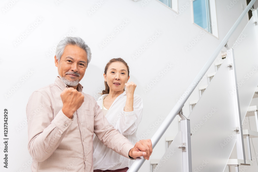 Fototapeta premium 笑顔のシニアカップル