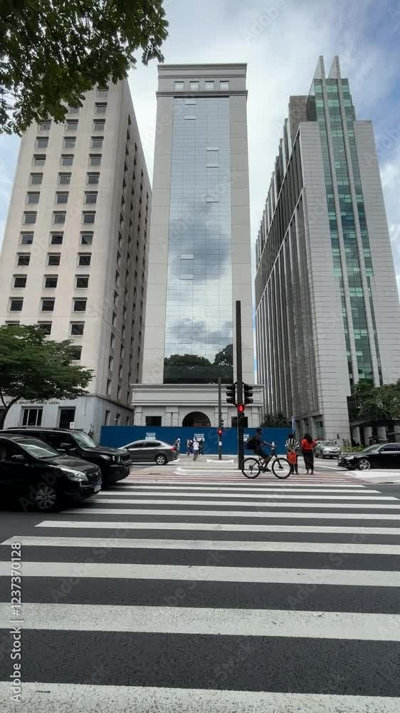 Faixa de pedestre Avenida Paulista