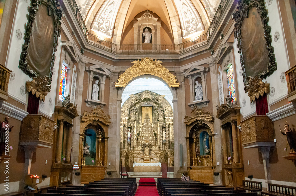 Fototapeta premium ポルト大聖堂のとても美しい風景Very beautiful scenery of Porto Cathedral