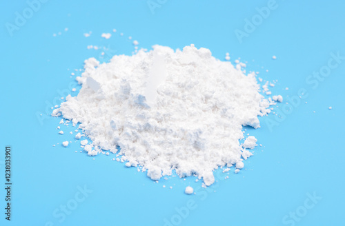 Tetrasodium pyrophosphate, also called sodium pyrophosphate, tetrasodium phosphate or TSPP. photo
