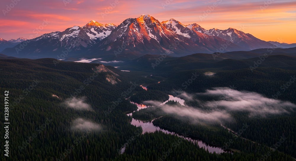 Obraz premium Majestic Mountain Sunrise Landscape with River and Fog