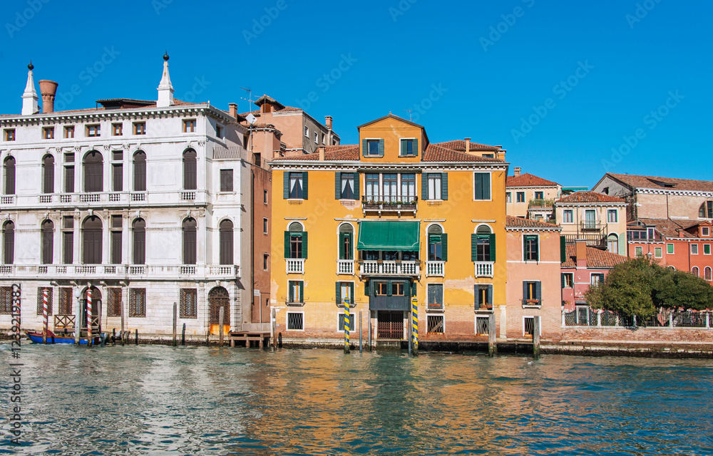 Naklejka premium Facade of old buildings in Venice, Italy, 2019Facade of old buildings in Venice, Italy, 2019