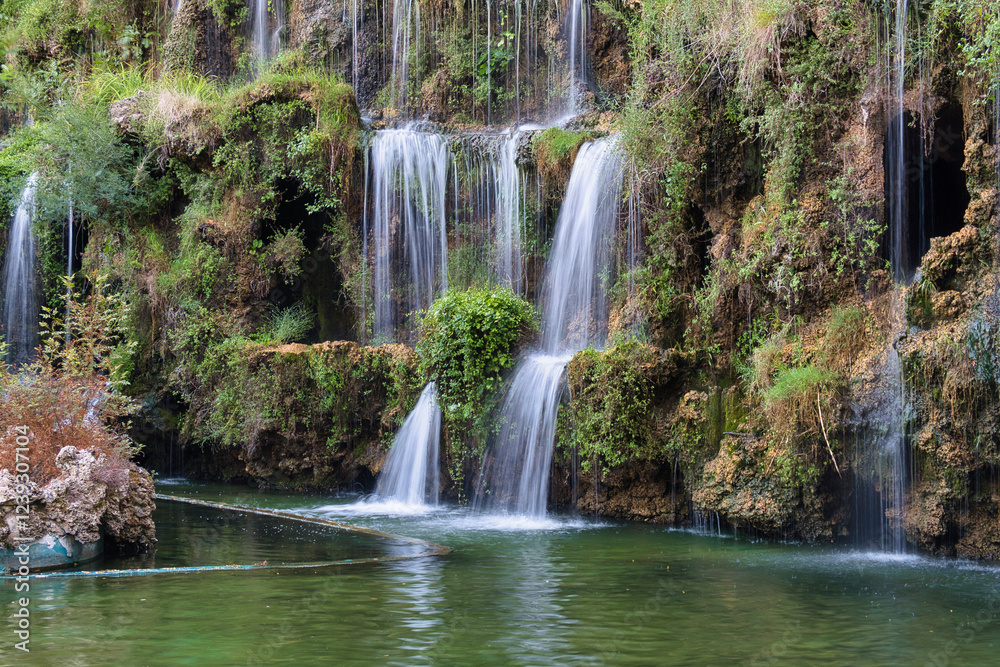 Fototapeta premium waterfall in the forest