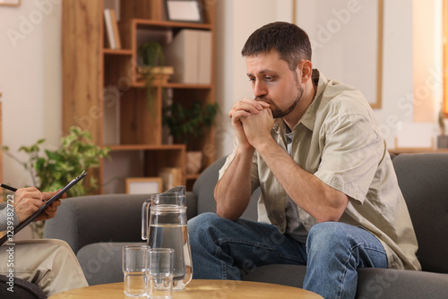 Male drug addict visiting p...