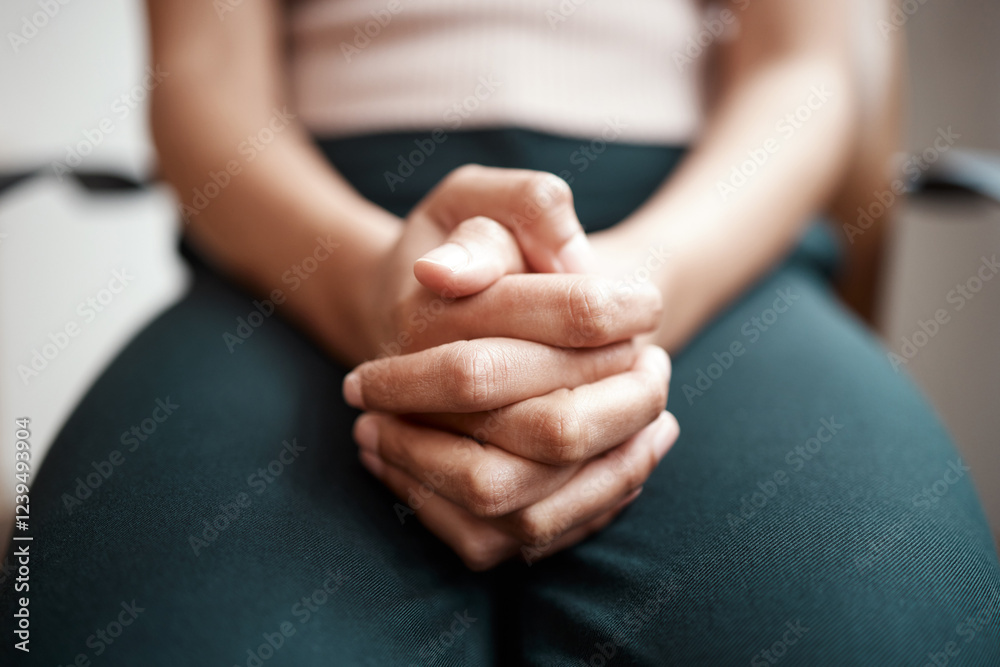 Ταπετσαρία Woman, hands and praying in office, worship and ask God for assistance or opportunity in career