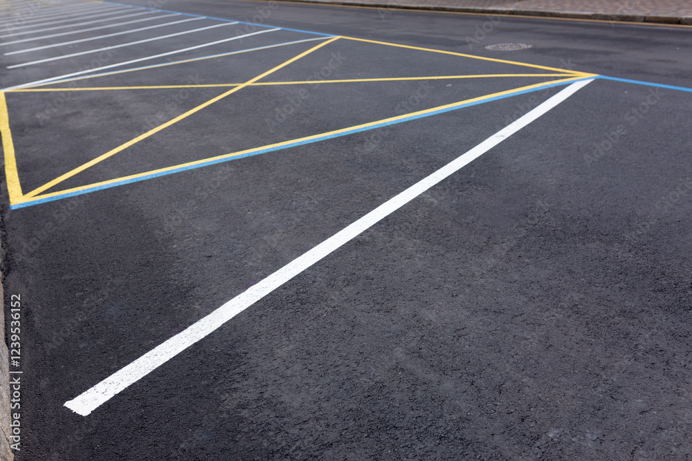 Parking lines on the road markings Parking lines on the road markings