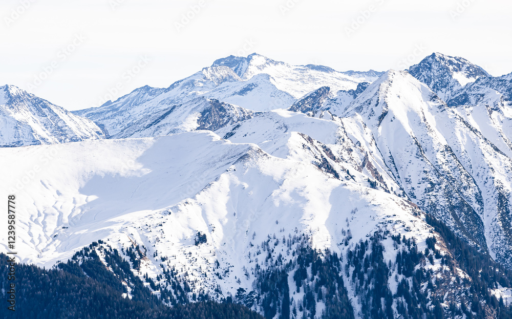 Obraz premium snow covered mountains