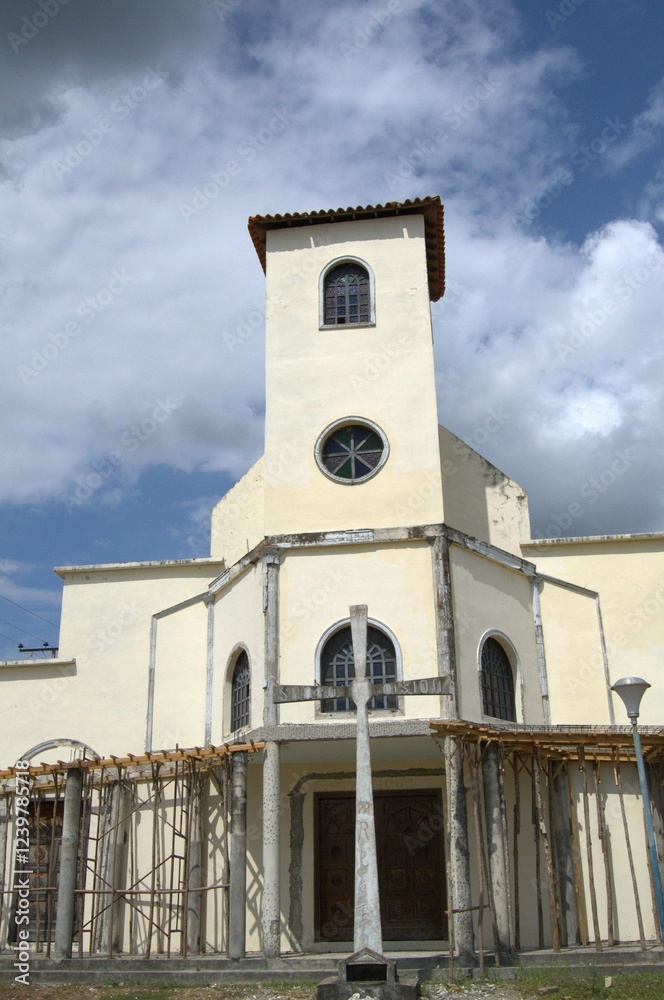 Fototapeta premium Iglesias y vitrales en el Estado Portuguesa. La mayoria de la poblacion del Estado Portuguesa profesa la religion catolica,y es alli donde hizo su aparicion la Virgen de Coromoto.