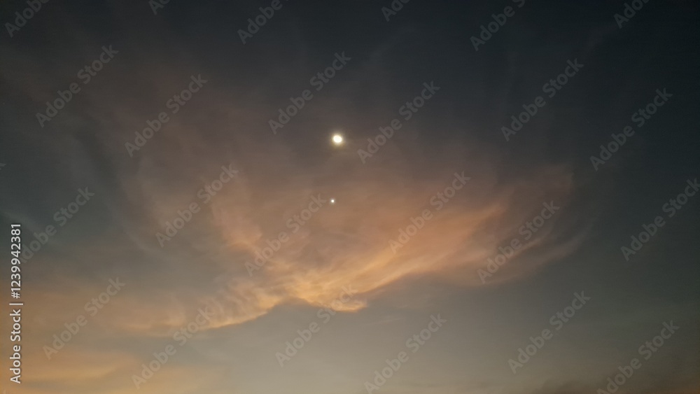 Fototapeta premium sun in the sky