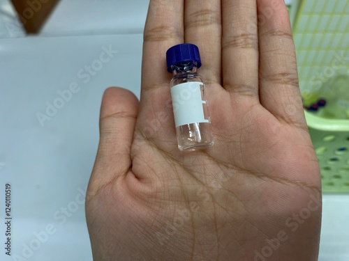 Scientific equipment used in the laboratory, equipment for conducting experiments, equipment used with HPLC machines.