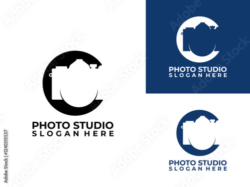 Simple Circle Camera logo. Vintage camera photography logo icon vector template