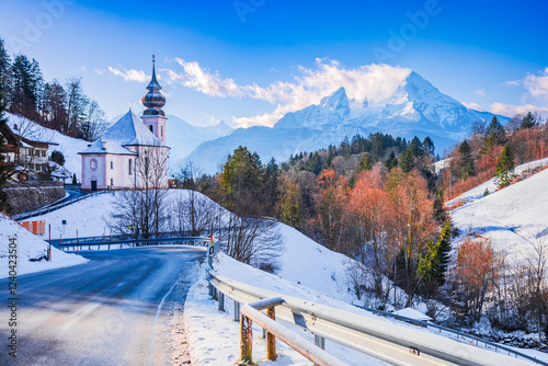 Obraz na płótnie Berchtesgaden, Germany. Maria Gern church, winter frozen landscape with Watzmann Mountain in Alps, Bavaria. w salonie