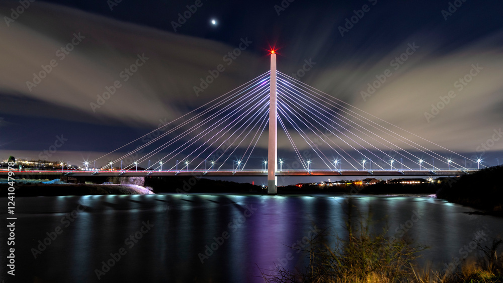 Fototapeta premium Northern Spire Bridge