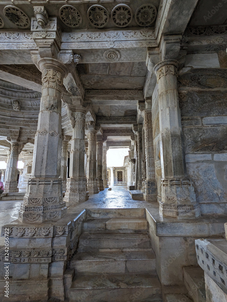 A view into the corridor of the marble temple, Udaipur, India