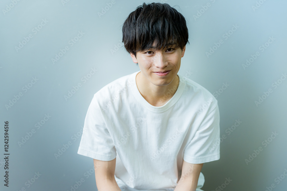 若い男性のポートレート 撮影協力:スカパー東京メディアセンター 若い男性のポートレート 撮影協力:スカパー東京メディアセンター
