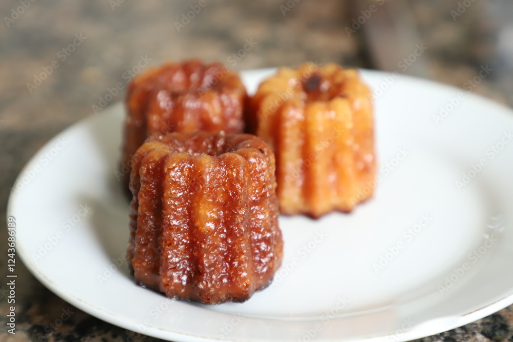 Canneles Canneles
