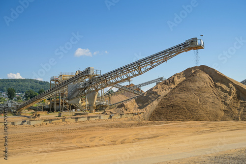 Kieswerk Holcim Kies und Splitt GmbH, Weimar (Lahn), Landkreis Marburg-Biedenkopf, Hessen, Deutschland