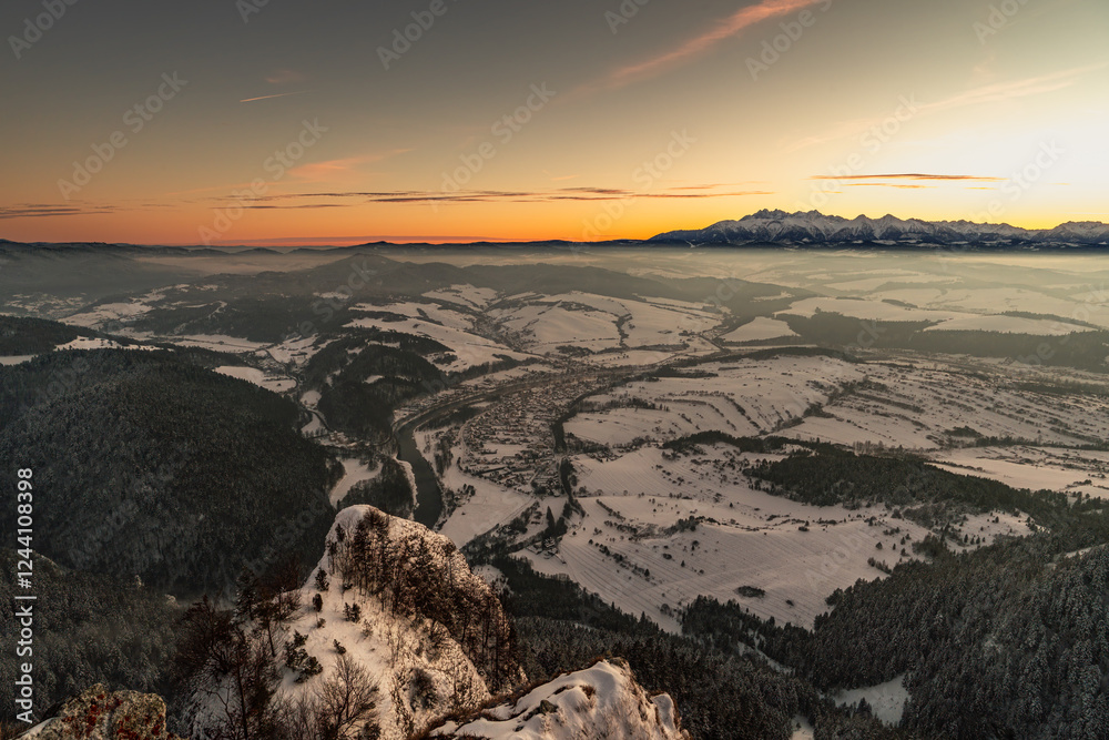 Pieniny , góry, zima, śnieg, Karpaty, mgły, Tatry, Dunajec