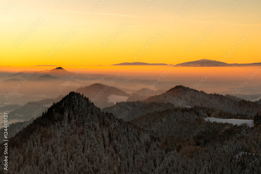Pieniny , góry, zima, śnieg, Karpaty, mgły, Tatry