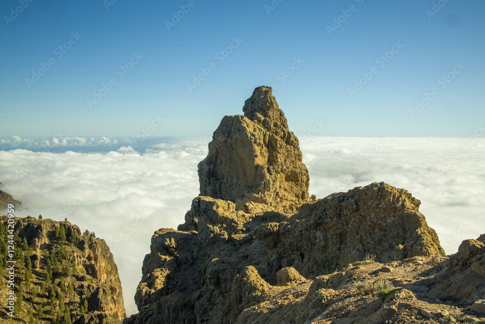 Pico de las Nieves, Gran Canaria's highest peak, above a sea of clouds.