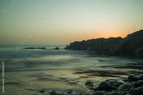 Obraz na płótnie Rocky beach in Gran Canaria at sunset, sunrise. w salonie